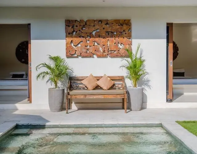 Tropical Luxury Villa Seminyak (Bali)