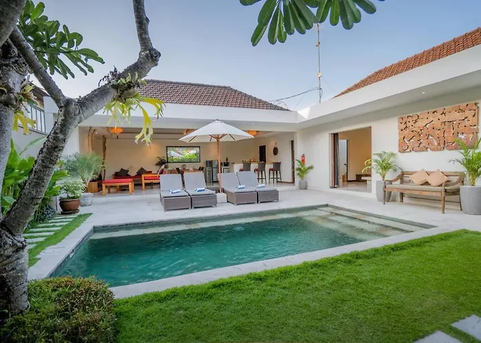 Tropical Luxury Villa Seminyak (Bali)