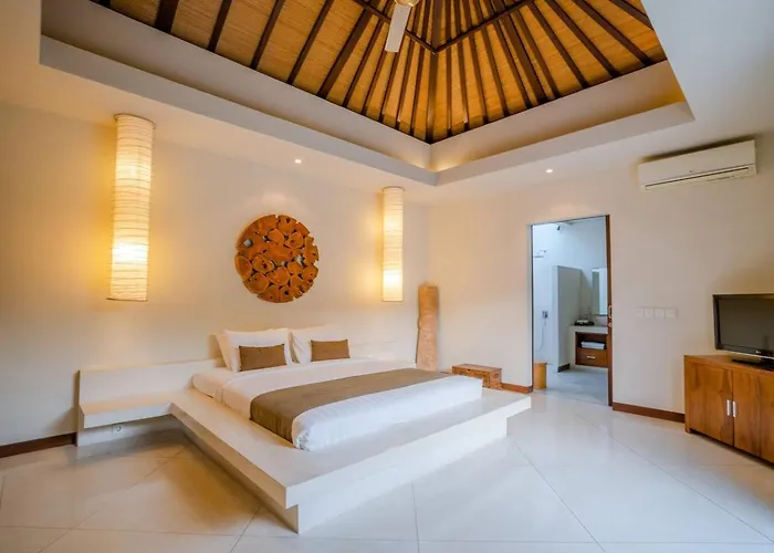 Tropical Luxury Seminyak (Bali)