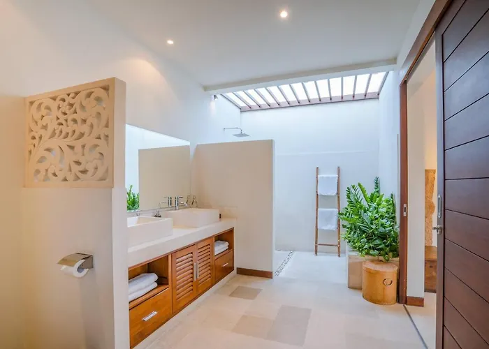 Tropical Luxury