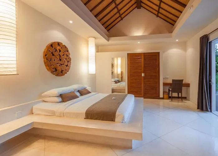 Tropical Luxury Villa *