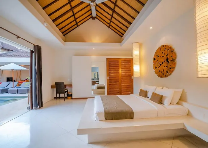 Tropical Luxury * Seminyak (Bali)