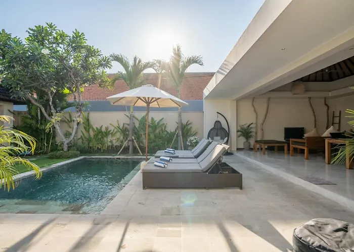Tropical Luxury * Seminyak (Bali)
