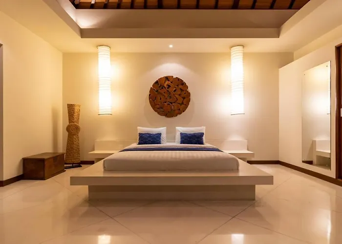 Tropical Luxury Villa Seminyak (Bali)