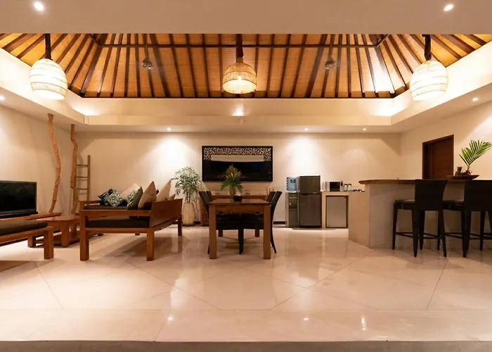 Tropical Luxury Villa Seminyak (Bali)