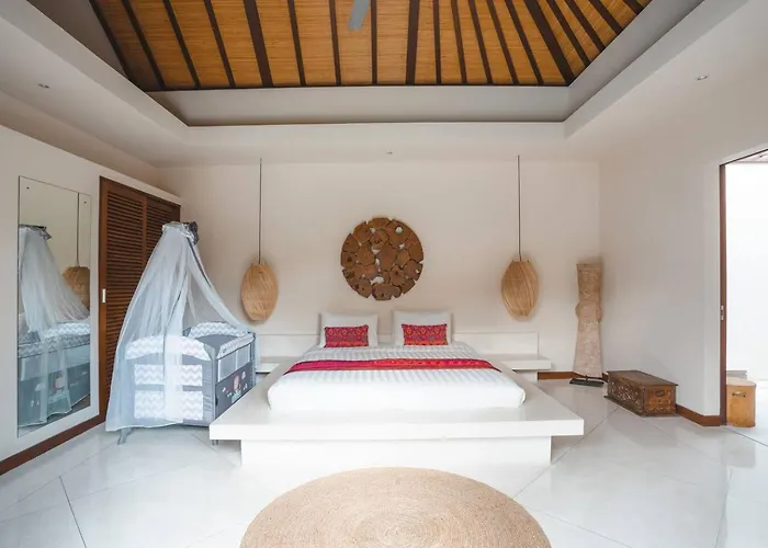 Tropical Luxury *